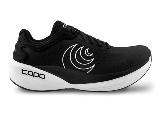 Topo Athletic Phantom 4 men's shoes in black and white, lightweight athletic footwear with breathable mesh upper and supportive sole.