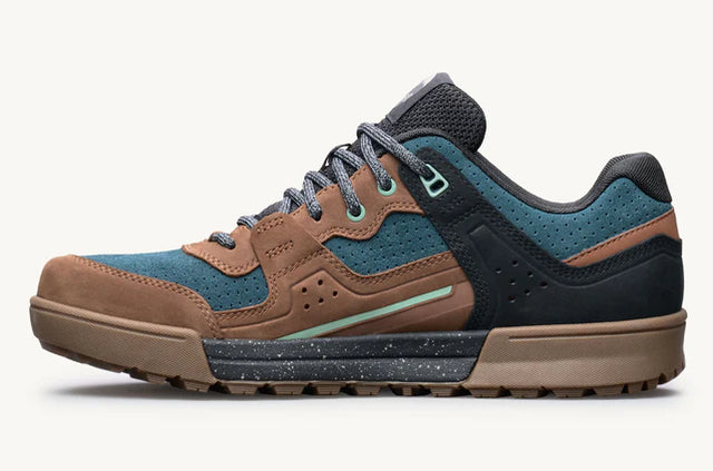 Trail Thrasher (Unisex sizing)