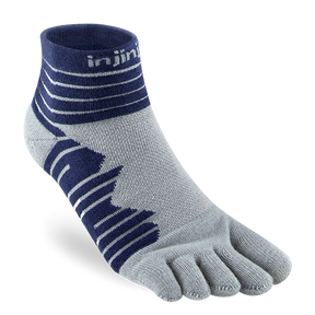 Injinji Ultra Run Mini-Crew socks in black, featuring cushioned toes and breathable fabric for running comfort.