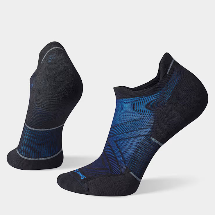 Smartwool Targeted Cushion Run Low Ankle sock showing reinforced heel and toe with cushioned design for running comfort.