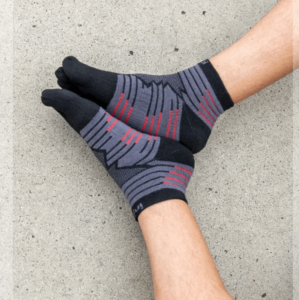  MD USA Flat Knit Micro-Fiber Compression Socks, Black
