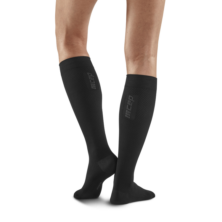 Calcetines de compresión altos CEP Allday para mujer, color negro